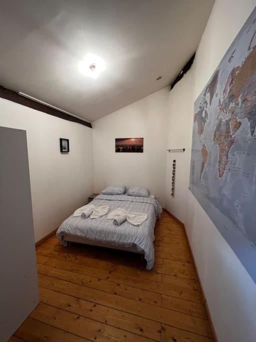 Pepite Rare 8 Personnes Au Coeur Battant Du Vieux Lyon Apartment Exterior photo